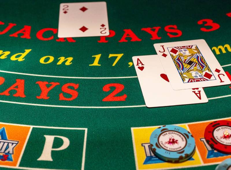Tận dụng cơ hội từ các quy tắc của Blackjack